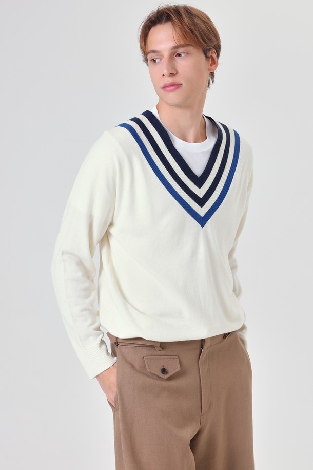 pelote - 스웨터 - Coloring V-neck wool knit