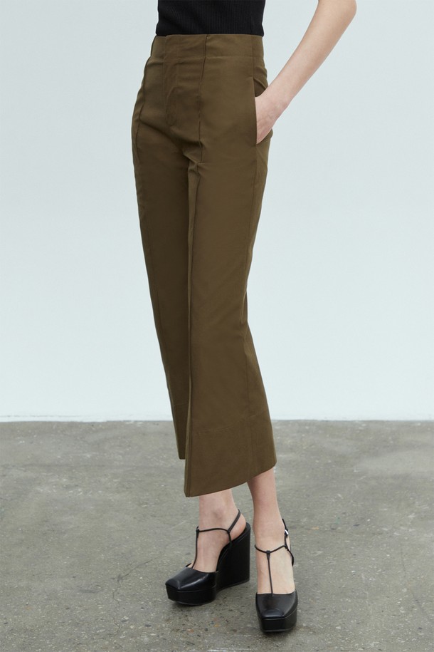 pelote - 롱/미디팬츠 - Tailored Slim Boot-Cut Trousers