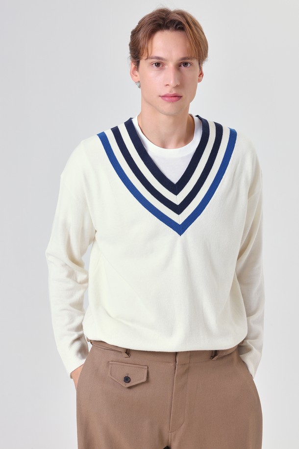 pelote - 스웨터 - Coloring V-neck wool knit