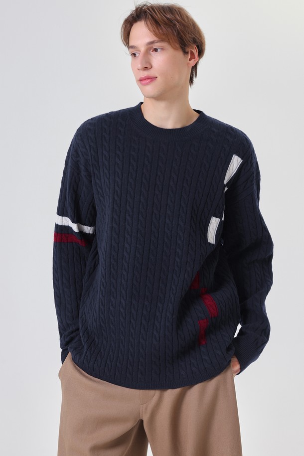 pelote - 스웨터 - Cable Round Neck Wool Pattern Knit