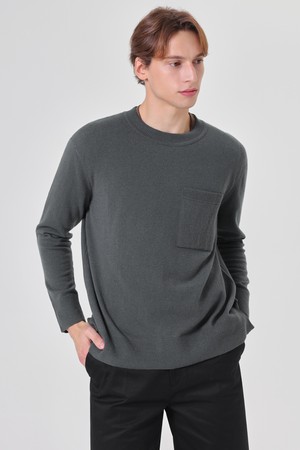 Out pocket cashmere knit