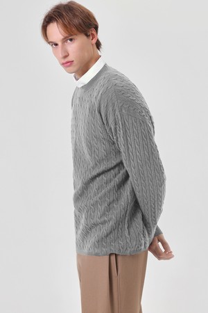 Cable Round Neck Wool Knit