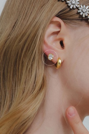 큐빅 빈스 실버 원터치 귀걸이 M03872