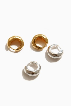 볼드 해머 텍스처 원터치 실버 귀걸이 M03914