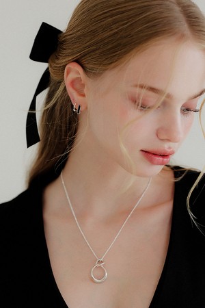 언발란스 인터라킹 실버링 목걸이 N01150