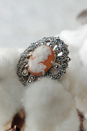 피치 카메오 마카사이트 실버 브로치 Bb0459