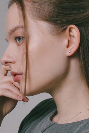 레인보우 문스톤 클로버 실버 귀걸이 M03993