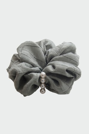 스트라이프 패브릭 진주 스크런치 H01550