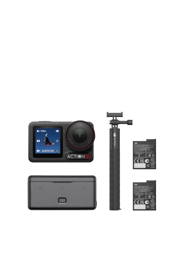 DJI(디제이아이) Osmo Action 5 Pro(오스모 액션 5 프로) 어드벤쳐 콤보는 1/1.3인치 CMOS 센서와 155도 화각을 통해 선명하고 광활한 4K/120fps 영상을 촬영합니다. 최대 20m 방수가 가능하며, 손떨림 방지, 와이파이, 블루투스, 음성 제어, 슬로우 모션, 타임랩스 기능을 지원하여 다양한 환경에서 활용할 수 있습니다. 듀얼 터치스크린과 3중 마이크 시스템, 자석 퀵릴리즈 시스템은 편리한 사용성을 제공하며, 전문가용 컬러 모드로 더욱 섬세한 영상 표현이 가능합니다. 전면 1.46인치, 후면 2.5인치 디스플레이를 갖췄으며 내장 메모리 47GB 및 마이크로SD(최대 1TB)를 지원합니다. 활동적인 액션 스포츠, 수중 촬영, 브이로그, 전문 영상 촬영에 적합합니다.
