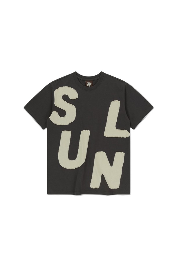 SUNLOVE - 반팔티셔츠 - Capital Tee Charcoal