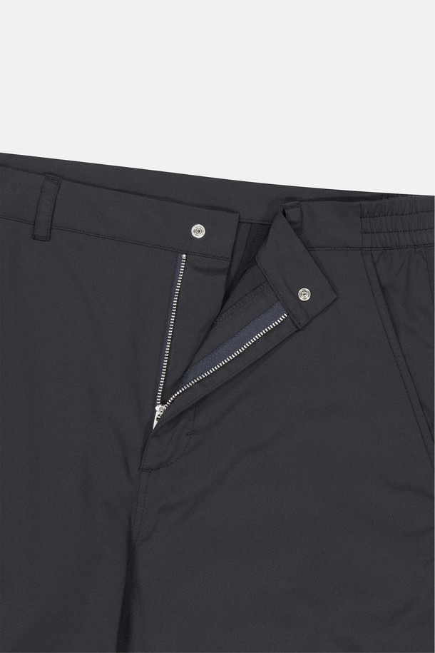 SUNLOVE - 캐주얼팬츠 - Solotex Right Chino Pants Black