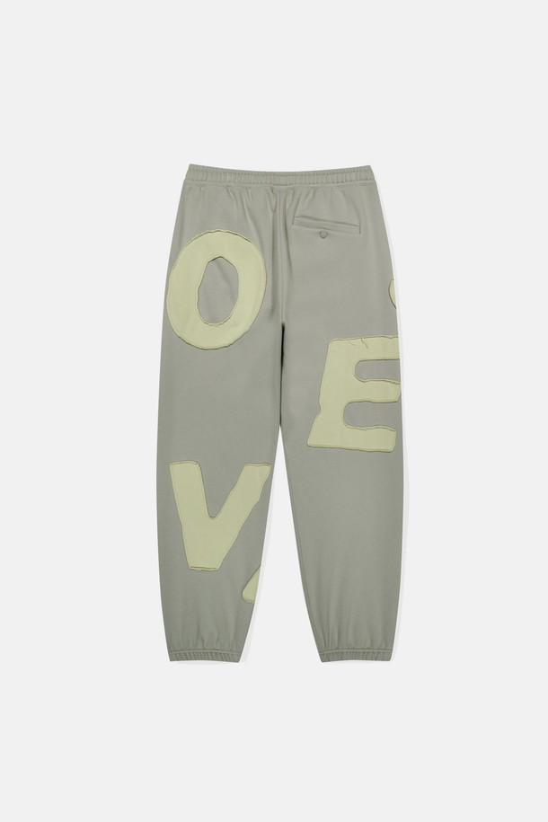 SUNLOVE - 캐주얼팬츠 - Capital Sweatpants Light Sage