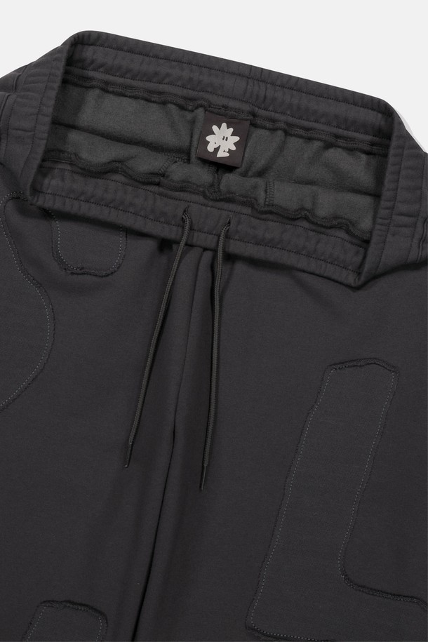 SUNLOVE - 캐주얼팬츠 - Capital Sweatpants Charcoal