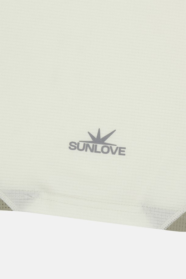 SUNLOVE - 긴팔티셔츠 - Polartec Delta Mockneck L/S Tee Ivory