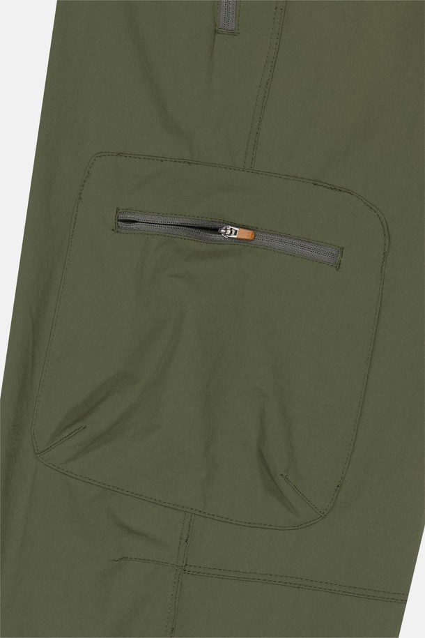 SUNLOVE - 캐주얼팬츠 - Breath Golf Cargo Pants Olive