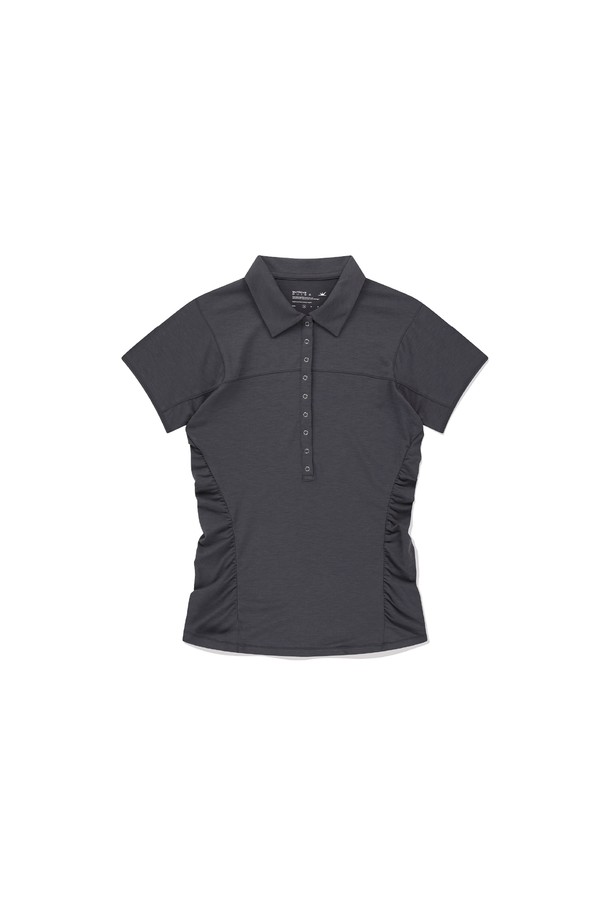 W Polartec Delta FlexAir Polo Purple은 여성용 폴로 티셔츠로, 뛰어난 통기성과 흡습속건 기능의 Polartec Delta 원단을 사용하여 여름철 골프 및 일상 활동에 적합합니다. 부드러운 촉감과 신축성으로 편안한 착용감을 제공하며, 레귤러핏에 반소매 기장과 폴로넥 디자인으로 스포티한 스타일을 연출합니다. 얇은 두께감에 셔링, 곡선 스티치, 전면 스냅 디테일이 더해져 세련된 디자인을 완성합니다.
