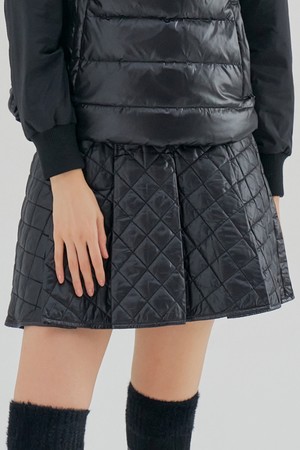 [테일러메이드] 여성 퀼팅 포인트 패딩 플레어 큐롯 TWCPM8291-199_BLACK-a