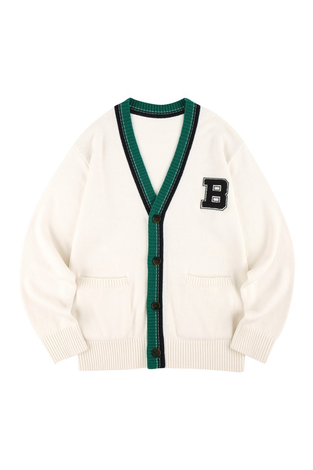 남성 B-LOGO 니트 가디건 BNDSW411M은 가을, 겨울 시즌에 착용하기 좋은 남성용 니트 가디건입니다. 부드러운 울과 아크릴 혼방 소재로 제작되어 포근한 착용감을 선사하며, 레귤러핏과 브이넥 디자인으로 편안하면서도 캐주얼한 스타일을 연출합니다. 화이트와 그린 두 가지 색상으로 출시되어, 다양한 겨울 데일리룩에 활용하기 좋습니다. 가디건 스타일의 긴 소매 디자인에 B 로고 디테일이 더해져 베이직하면서도 세련된 느낌을 줍니다. 버튼 여밈 방식으로 간편하게 착용할 수 있으며, 두꺼운 두께감으로 따뜻하게 몸을 감싸줍니다.
