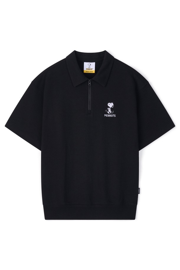 남성 스누피 반집업 카라 반팔 티셔츠 FPBTS279M입니다. 스누피 캐릭터 디자인으로 포인트를 더한 캐주얼 스타일의 반팔 티셔츠입니다. 면 60%, 폴리에스테르 40% 혼방 소재로 제작되어 편안한 착용감을 선사합니다. 크림, 블랙, 멜란지 그레이 3가지 색상으로 출시되었으며, 일상생활에서 편안하게 착용하기 좋습니다. 동네 마실룩, 여행룩 등 다양한 상황에 맞춰 미니멀, 스트리트 스타일로 연출해보세요.
