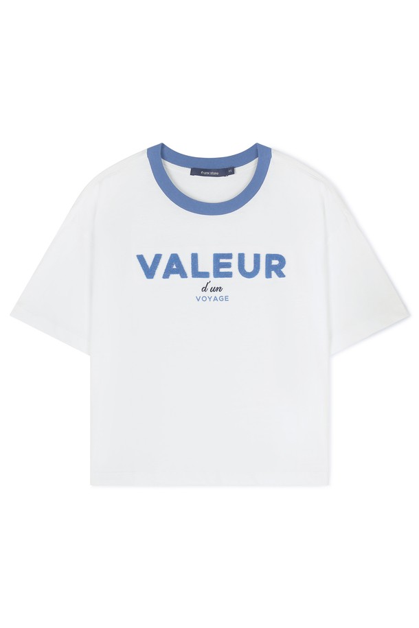 여성 레터링 반팔 티셔츠 FPBTS714F는 캐주얼 스타일을 선호하는 여성 고객을 위한 반팔 티셔츠입니다. 봄, 여름 계절에 어울리는 면 소재의 라운드넥 디자인으로, 편안한 착용감을 선사합니다. 화이트와 핑크 두 가지 컬러로 제공되며, 귀여운 PEANUTS/SNOOPY 콜라보레이션 레터링 무늬가 돋보입니다. 동네 마실룩이나 봄 소풍룩으로 활용하기 좋은 미니멀한 디자인입니다.
