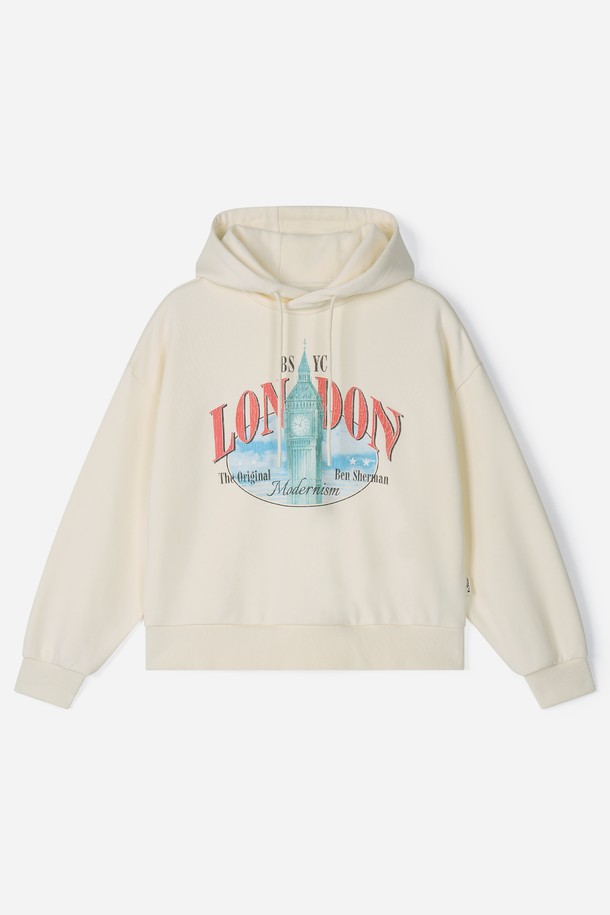 피그먼트 워시드 런던 그래픽 후드 티셔츠 BPDTS906F는 빈티지 스타일을 강조한 상의 제품입니다. 면과 폴리에스테르 혼방 소재로 제작되어 편안한 착용감을 제공하며, 블랙과 크림 두 가지 색상으로 출시되었습니다. 런던 레터링과 시계탑 그래픽, 크랙 효과가 더해진 프린트 패턴이 특징이며, 피그먼트 워싱 처리로 빈티지한 무드를 극대화했습니다. 동네 마실룩, 캠핑룩 등 다양한 상황에서 캐주얼, 스트리트, 레트로 스타일을 연출할 수 있습니다.
