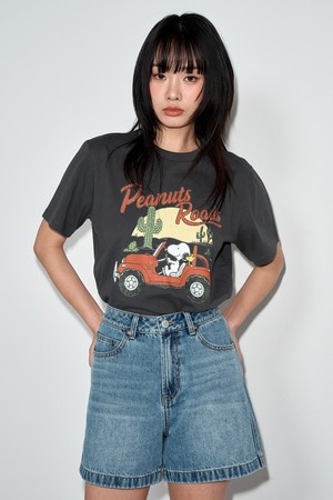 여성 스누피 CAR 그래픽 반팔티셔츠 FPBTS777F
