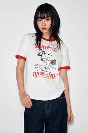 여성 스누피 플라워 반팔티셔츠 FPBTS774F
