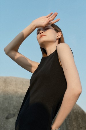 AGNONA KNITTED SLEEVELESS DRESS_BLACK