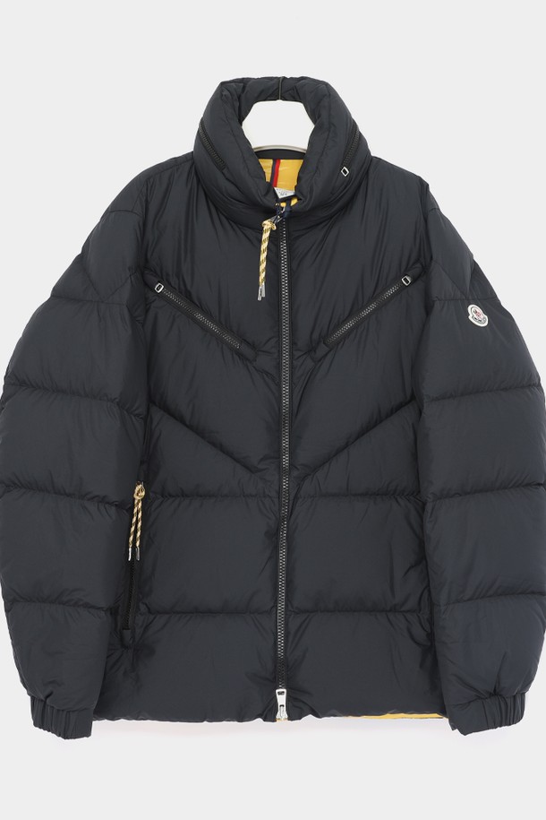 MONCLER - 다운/패딩 - 몽클레어 카트마이 패치로고 하이넥 패딩 남성 자켓 1A00239 54A81 999 KATMAI