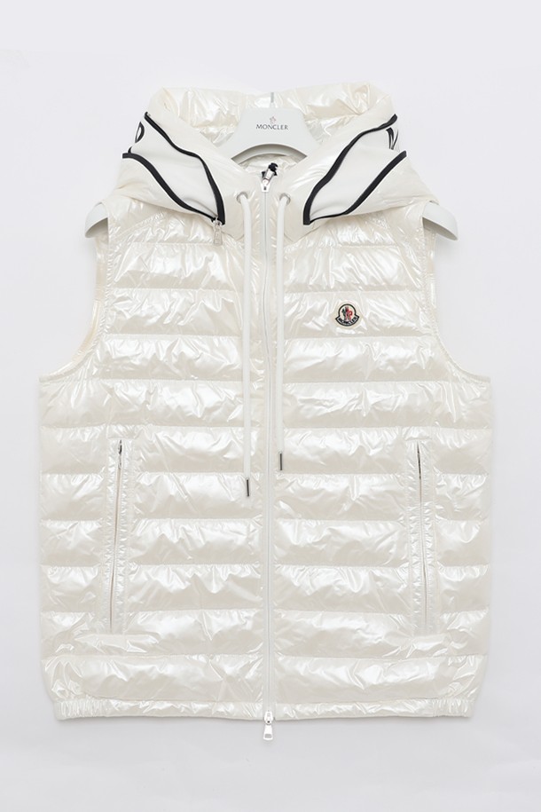 MONCLER - 다운/패딩 - 몽클레어 아카이시 패치로고 후드 패딩 조끼 남성 자켓 1A00059 596J9 001 AKAISHI