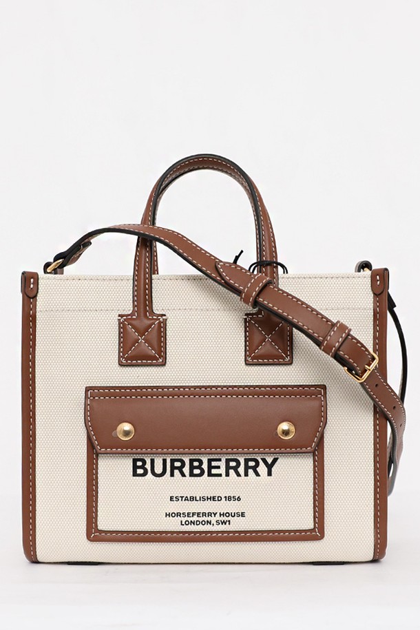 BURBERRY - 토트백 - 버버리 24SS 8044143 포켓 투톤 토트백