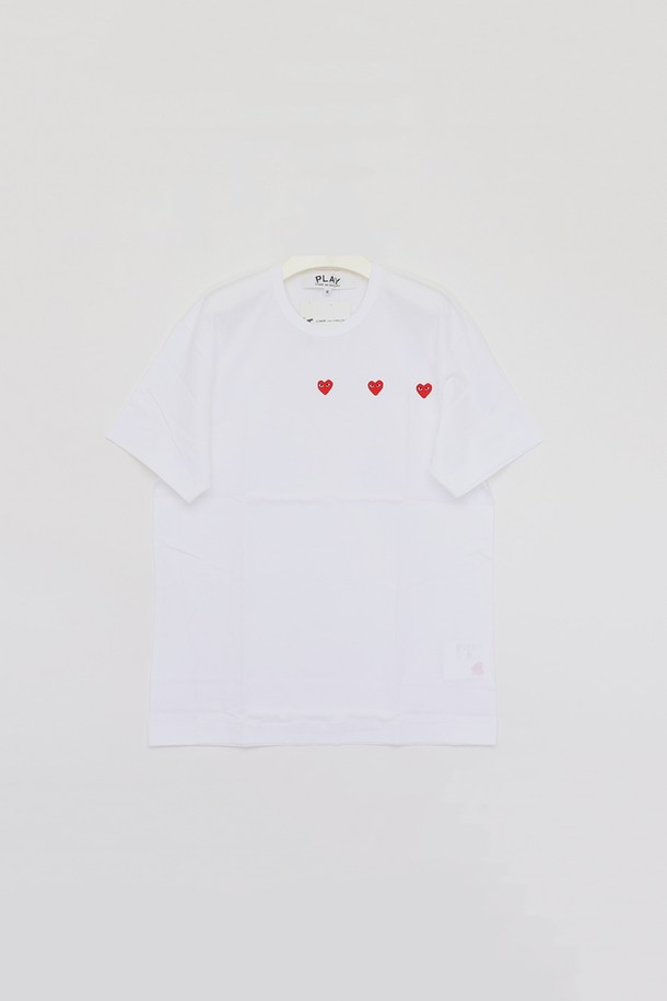 Comme des Garçons - 반팔티셔츠 - 꼼데가르송 트리플 레드하트 반팔 남성 티셔츠 P1T3373 WHITE