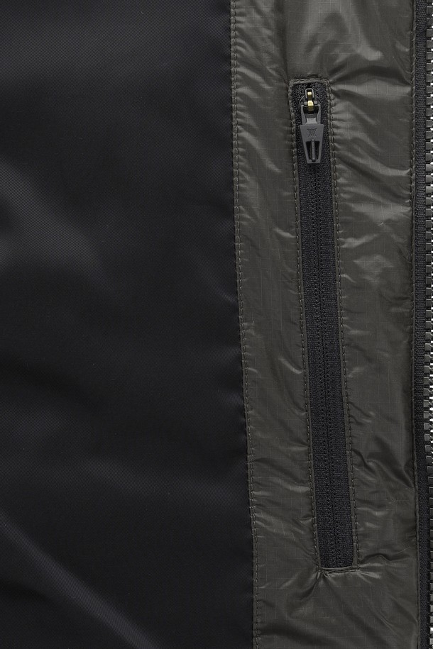 상품 슬라이드 이미지 1