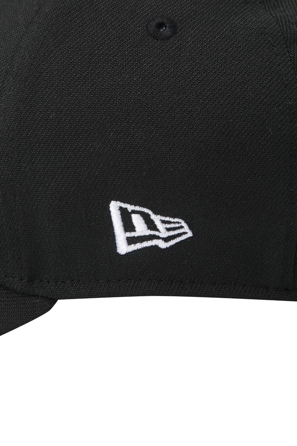 상품 슬라이드 이미지 1