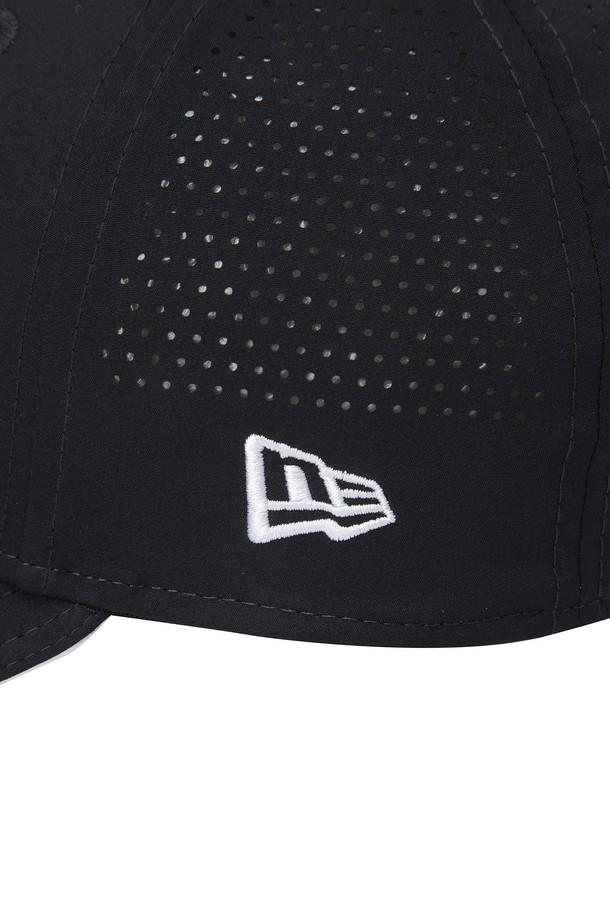 상품 슬라이드 이미지 1