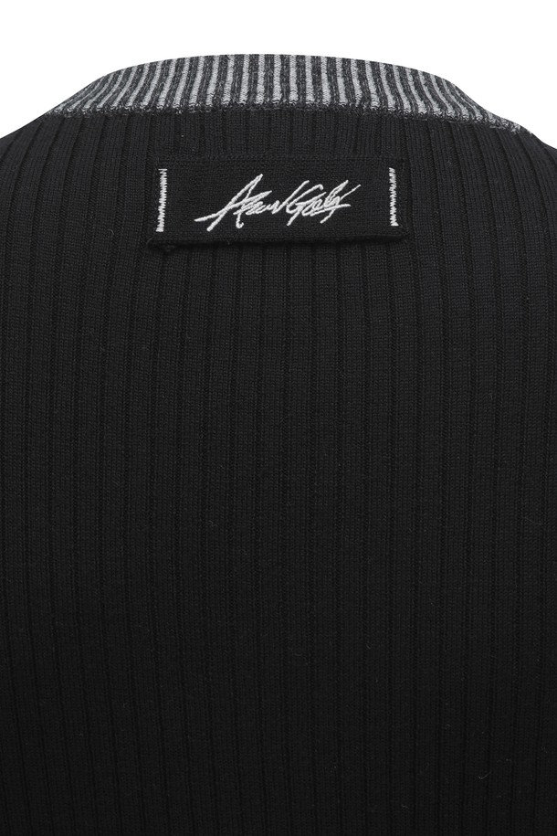 상품 슬라이드 이미지 1