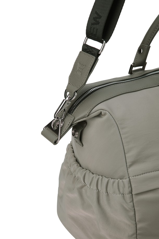 상품 슬라이드 이미지 1