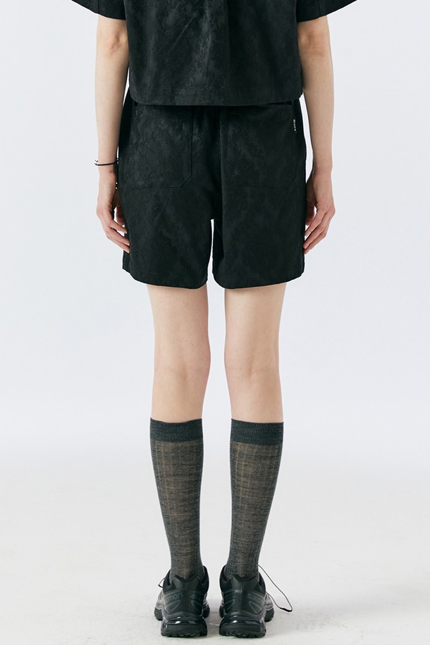 AEDITEM STUDIOZ - 쇼트팬츠 - JACQUARD POCKET SHORTS(BLACK)