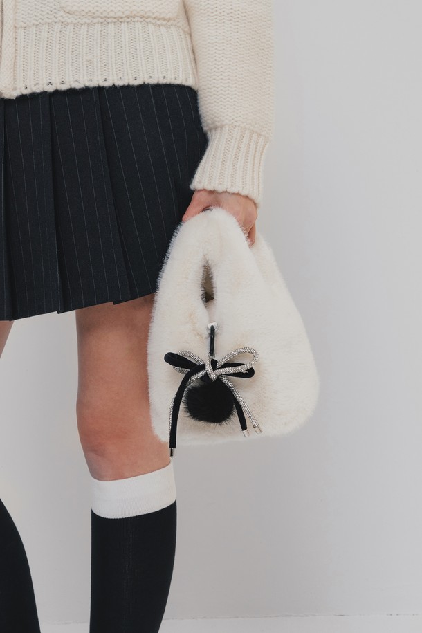 상품 슬라이드 이미지 1