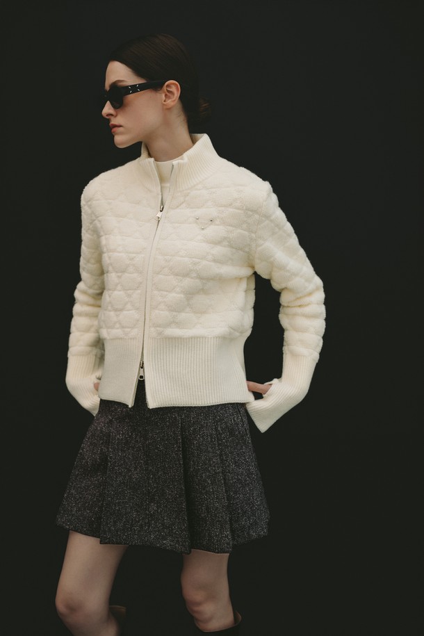 상품 슬라이드 이미지 0