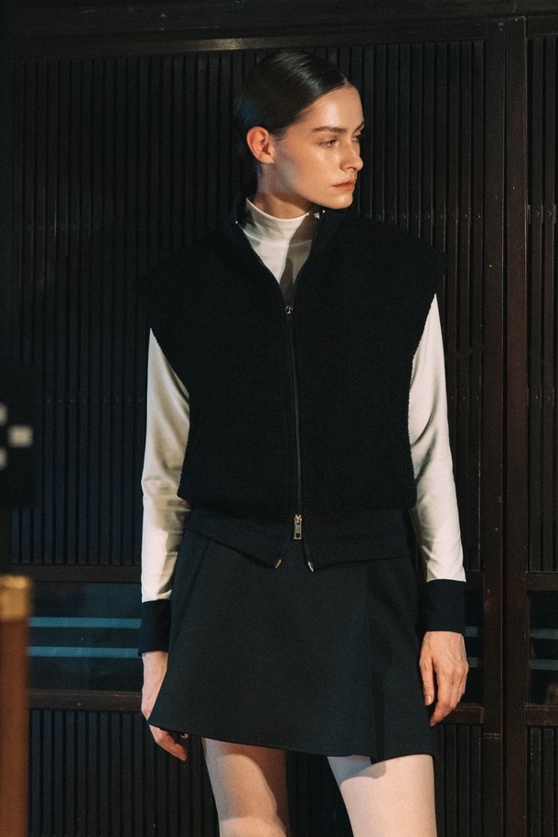 상품 슬라이드 이미지 1