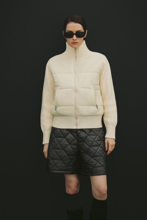 상품 슬라이드 이미지 0