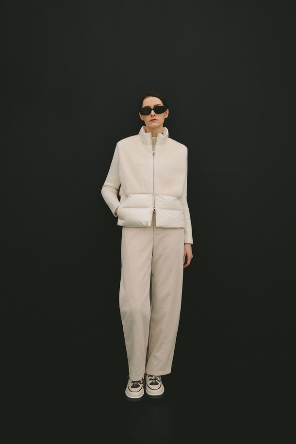 상품 슬라이드 이미지 0