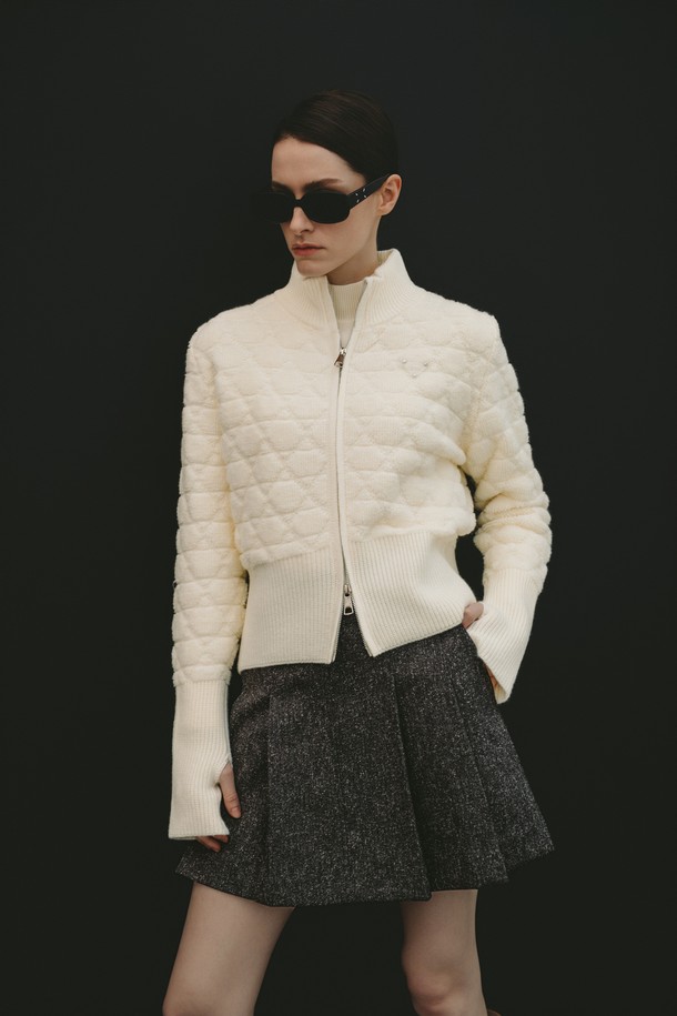 상품 슬라이드 이미지 1