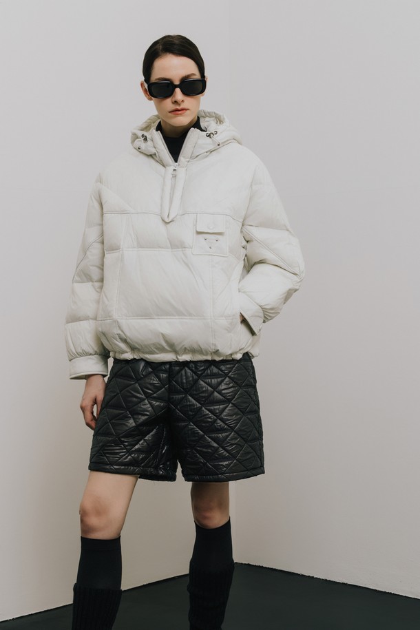 상품 슬라이드 이미지 1