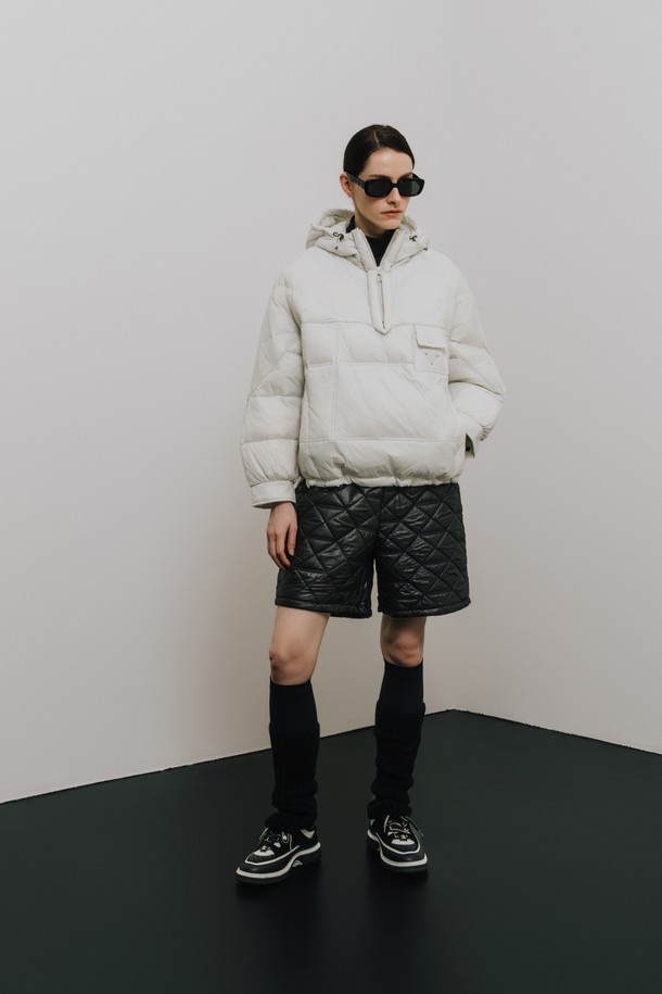 상품 슬라이드 이미지 0