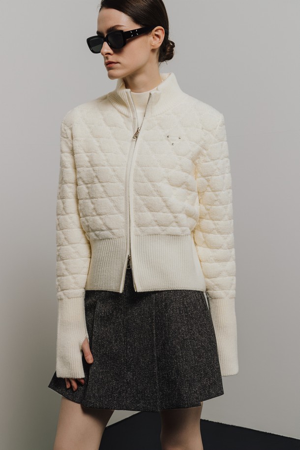 상품 슬라이드 이미지 1