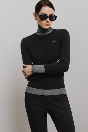 [Basic] 레이어드 배색 폴라 니트_BLACK-a