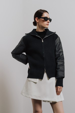 패딩 소매 집업 가디건_BLACK-a