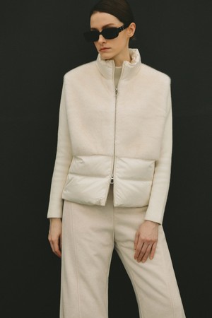 [에코퍼] LUX 패딩콤비 퍼 베스트_IVORY-a